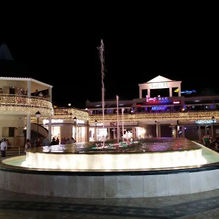 Parque Santiago 3, No 1 *
